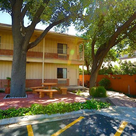 Texan Guest Ranch McAllen Exterior foto
